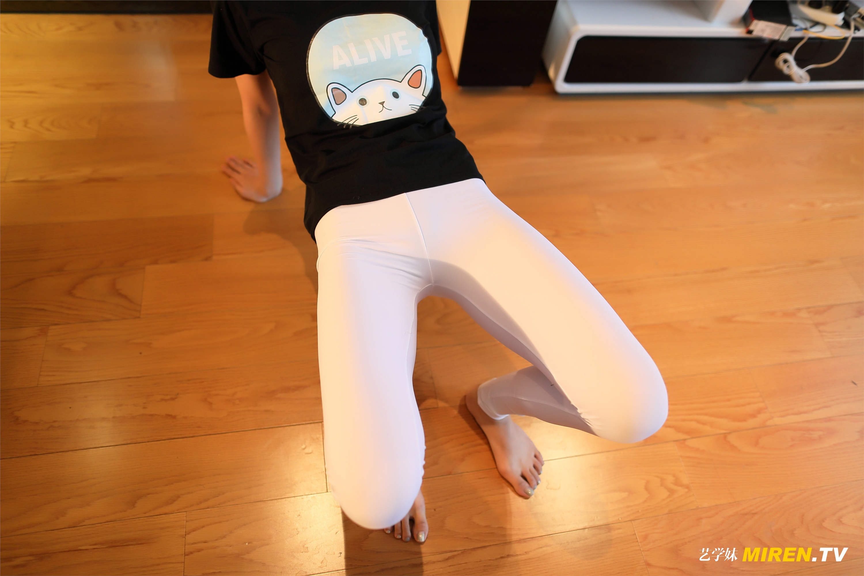 ROSI艺学妹 2020.01.07 NO.040